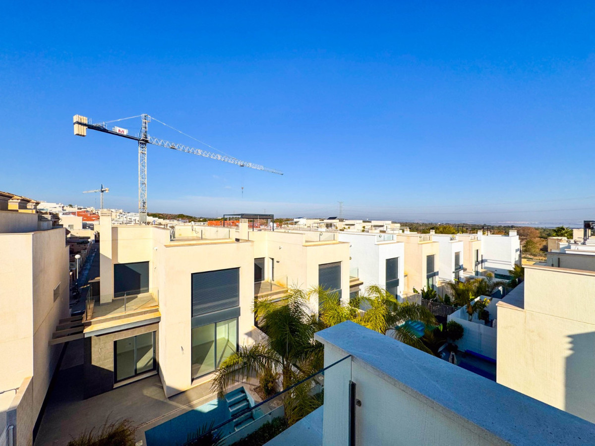 Huis te koop in Los Altos | 3 slaapkamers H5295460