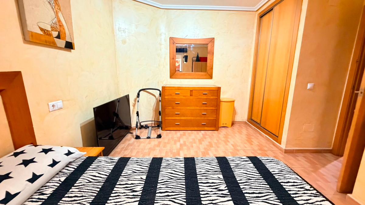 Grond te koop in Los Montesinos | 2 slaapkamers H5447140