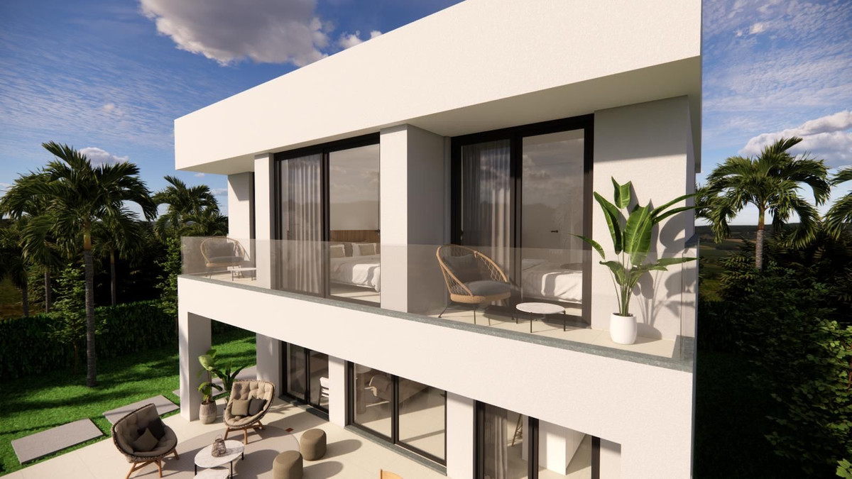 Huis te koop in Manilva | 4 slaapkamers H5450152