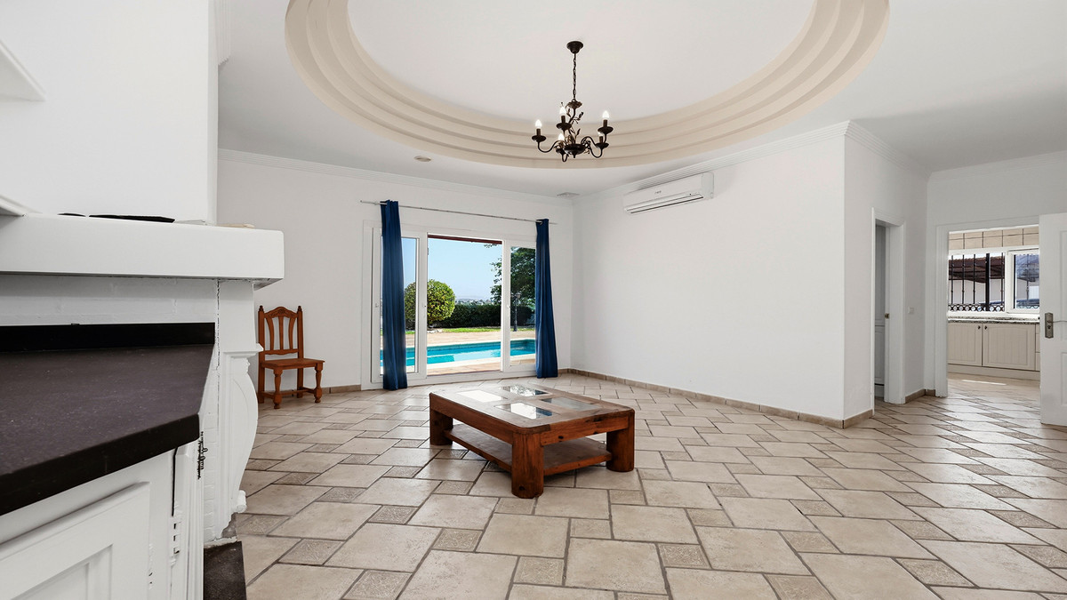 Bedrijfsgebouwen te koop in Manilva | 4 slaapkamers H5464891