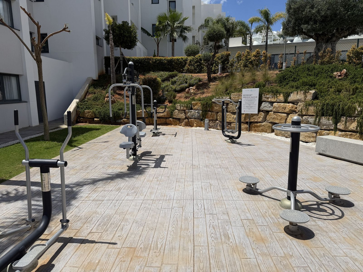 Garage te koop in Manilva | 3 slaapkamers H5480593