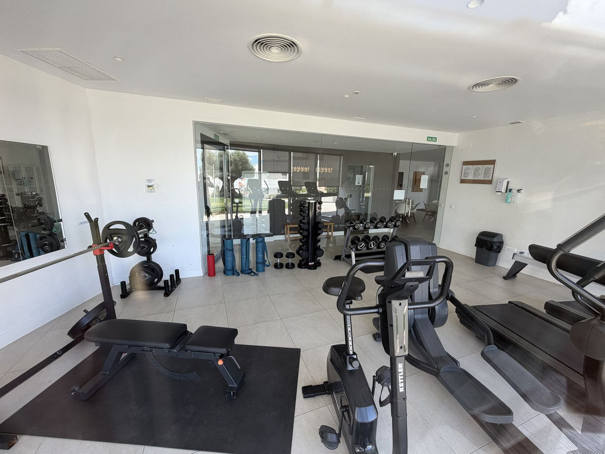 Garage te koop in Manilva | 3 slaapkamers H5480593