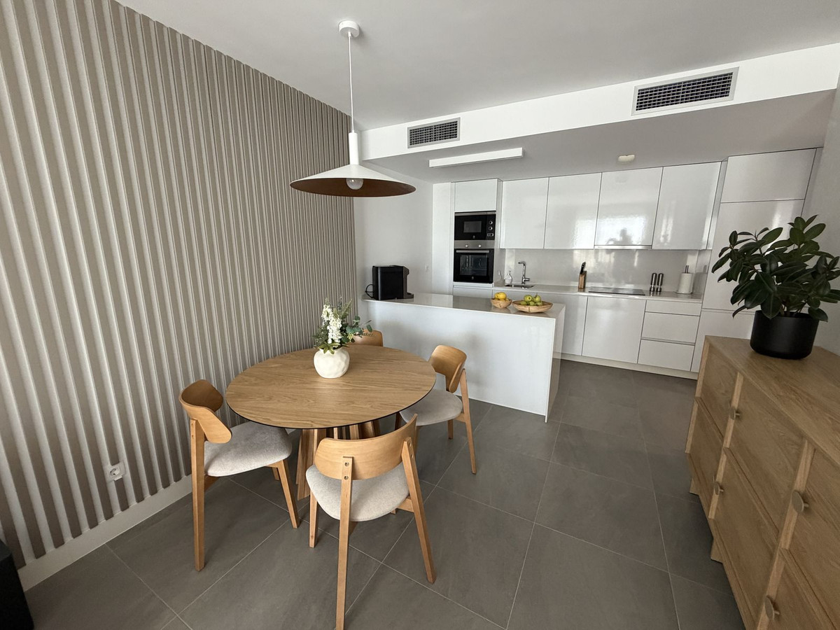 Garage te koop in Manilva | 3 slaapkamers H5480593