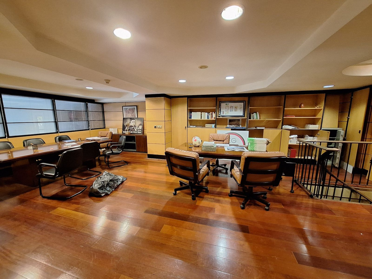 House in Marbella, 8 bedrooms, 307 m² - Afbeelding 14