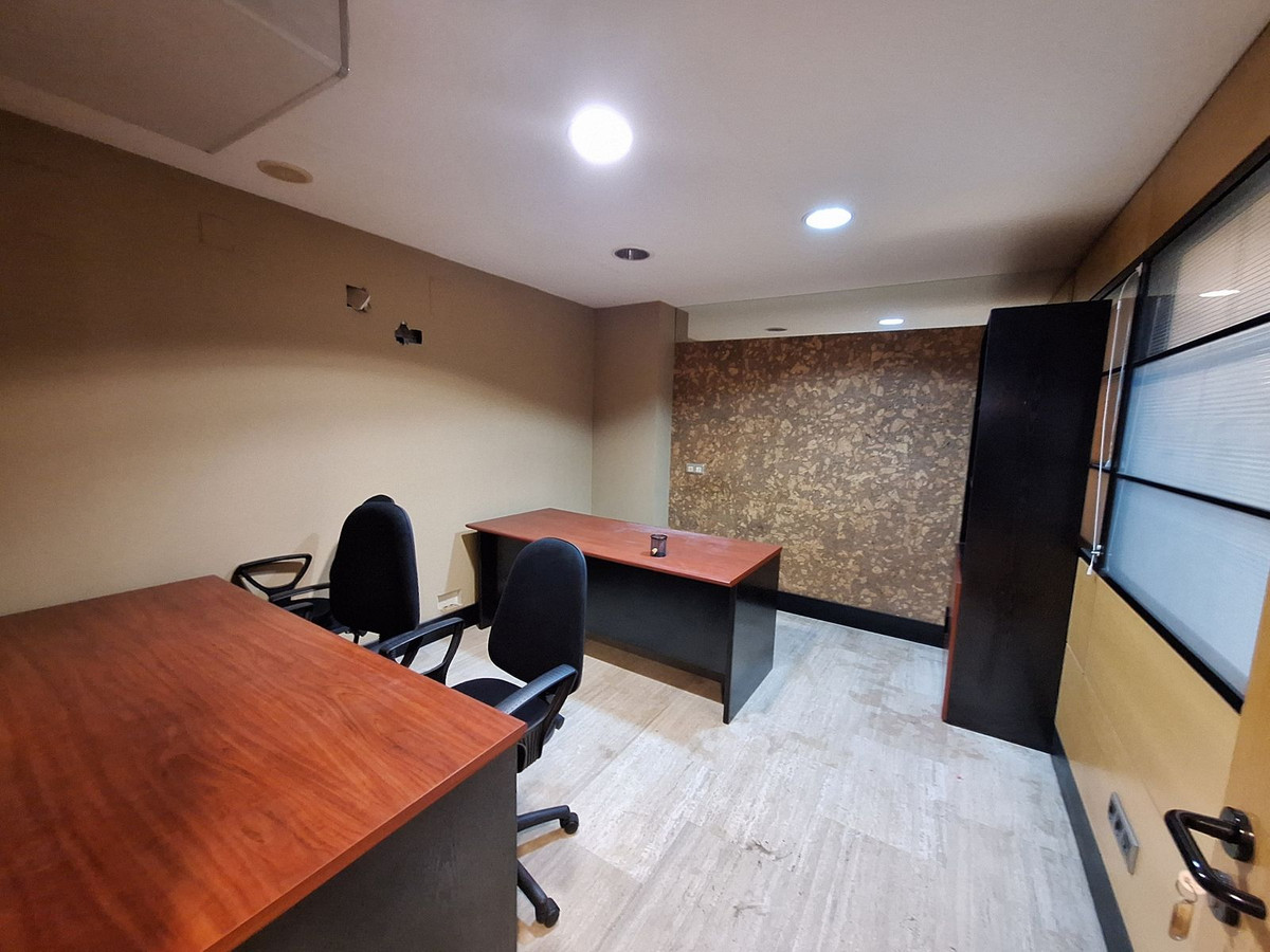 House in Marbella, 8 bedrooms, 307 m² - Afbeelding 8