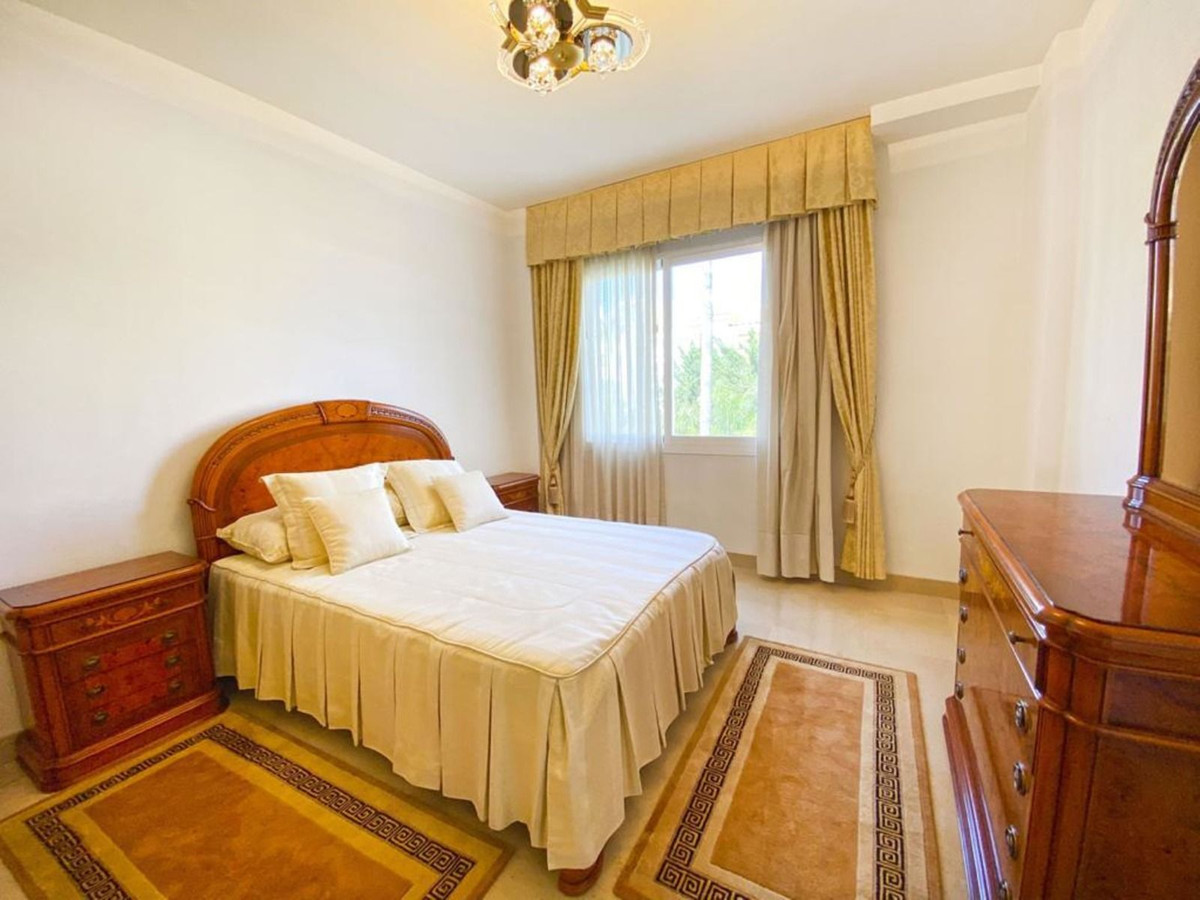 Huis te koop in Marbella | 3 slaapkamers H5317978