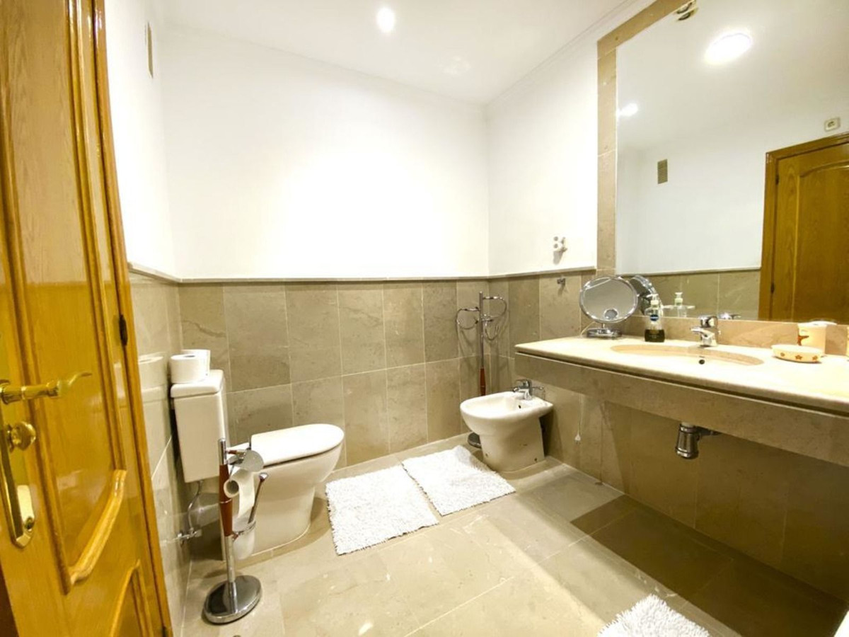 Huis te koop in Marbella | 3 slaapkamers H5317978