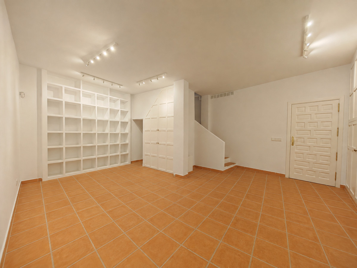 Huis te koop in Marbella | 4 slaapkamers H5464921