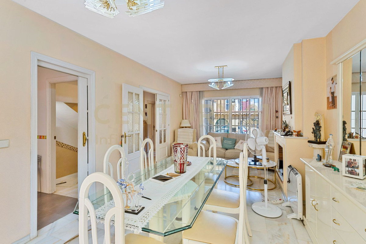 Huis te koop in Mijas | 4 slaapkamers H5423206