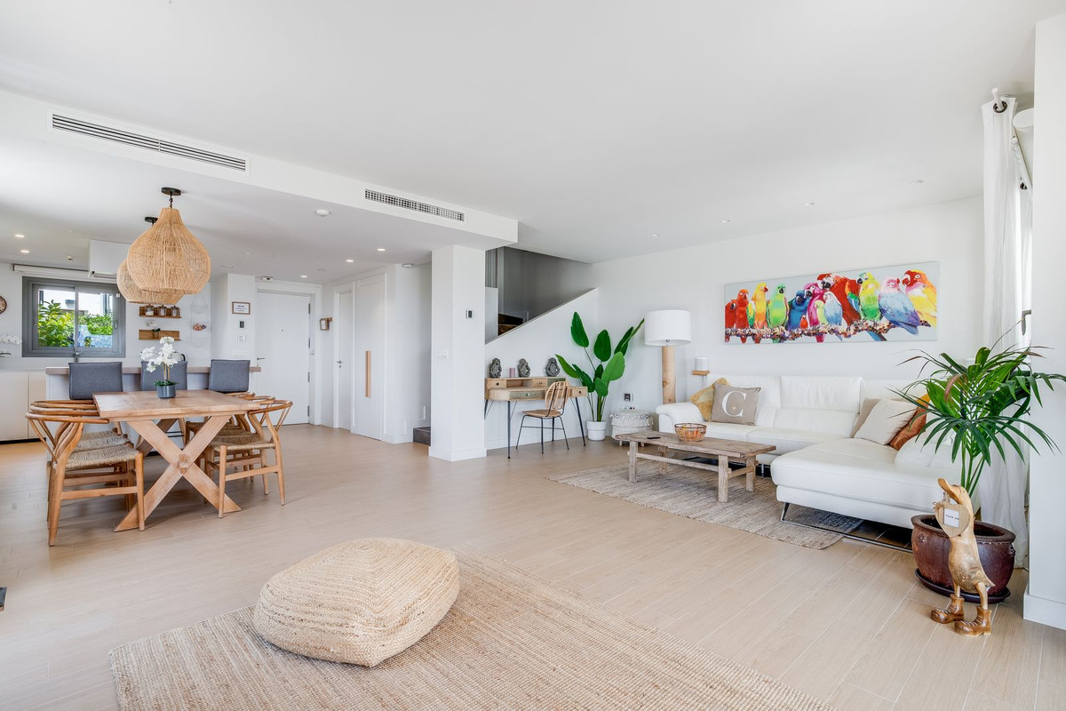 Anders te koop in Mijas Costa | 3 slaapkamers H5489962