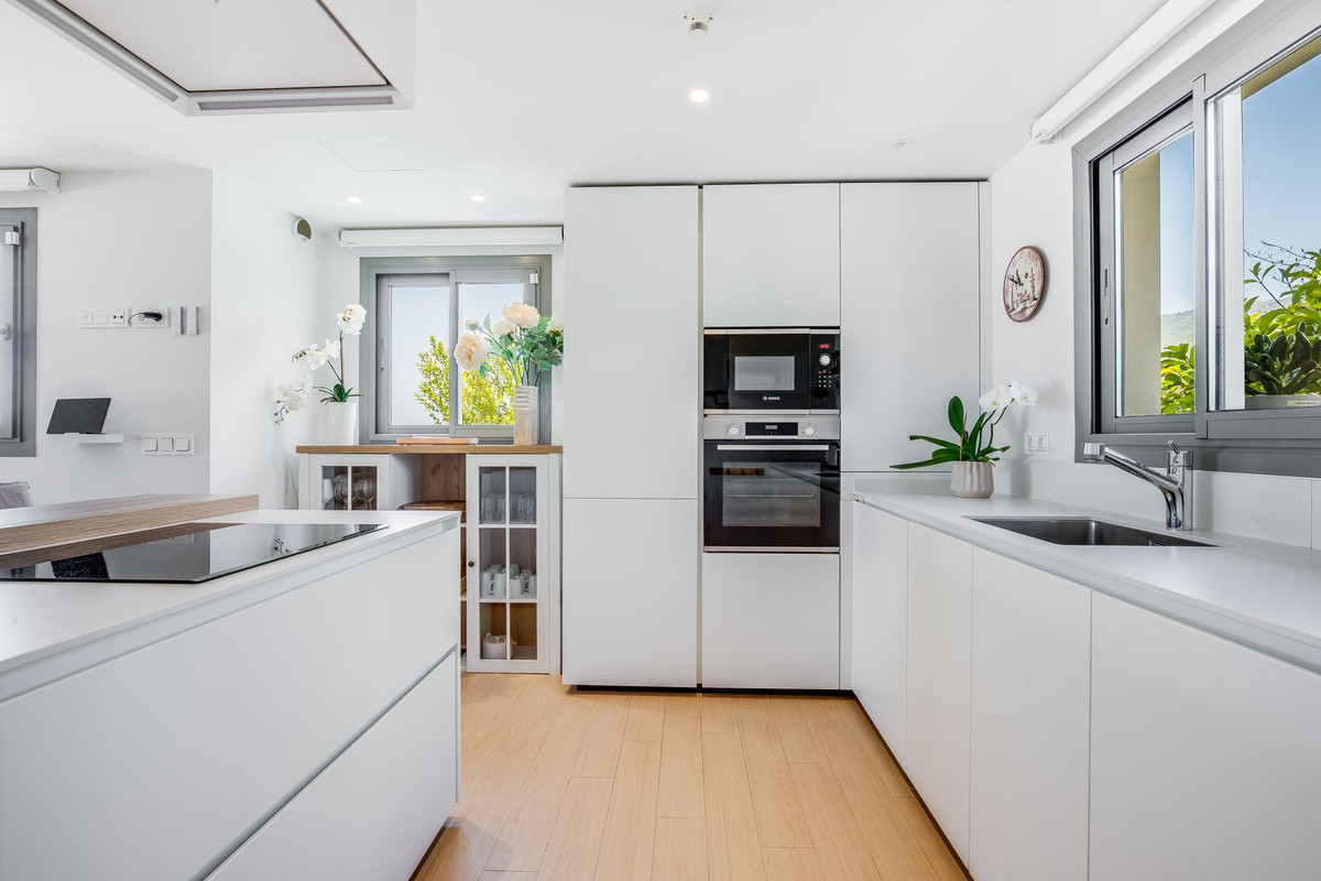 Anders te koop in Mijas Costa | 3 slaapkamers H5489962