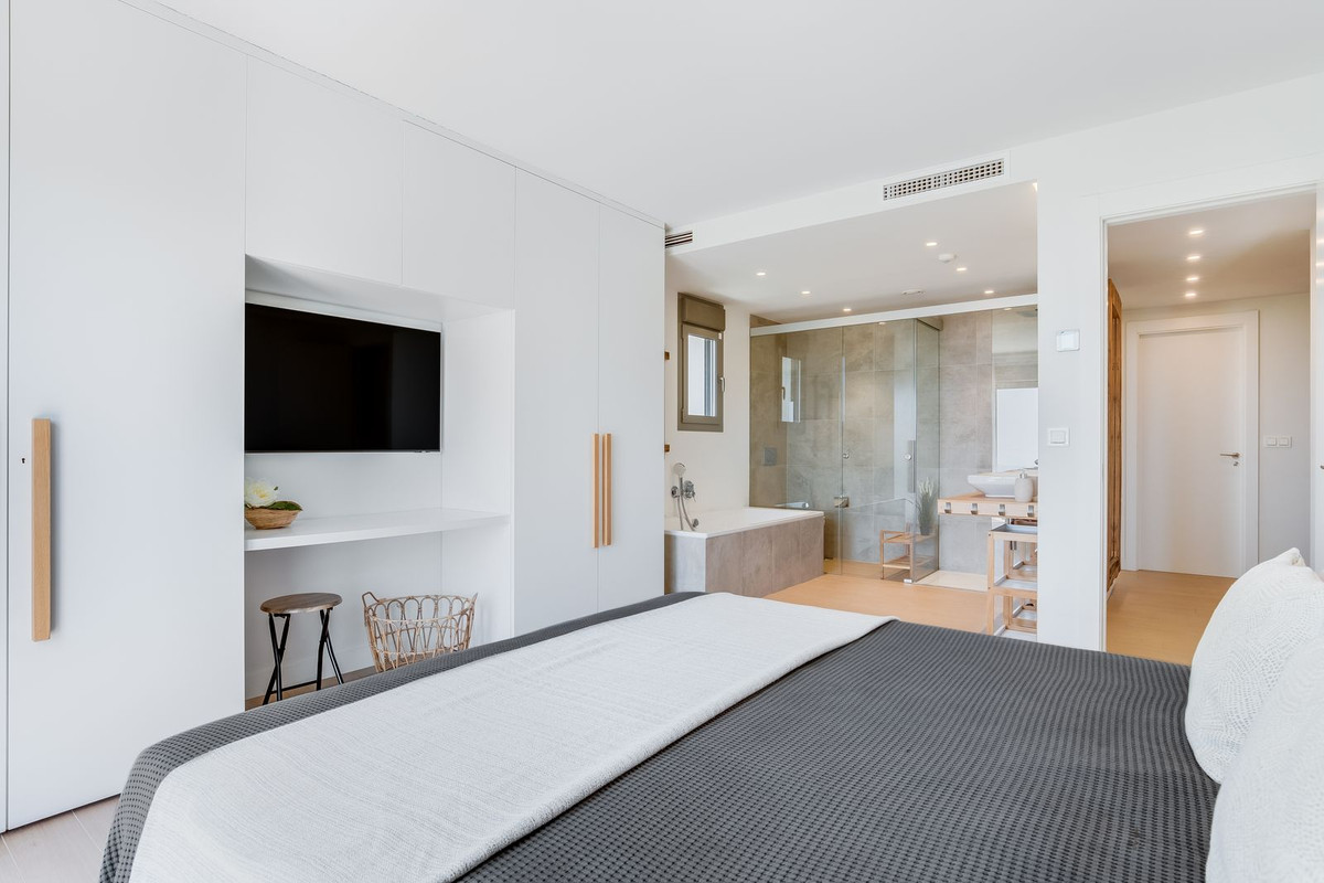 Anders te koop in Mijas Costa | 3 slaapkamers H5489962