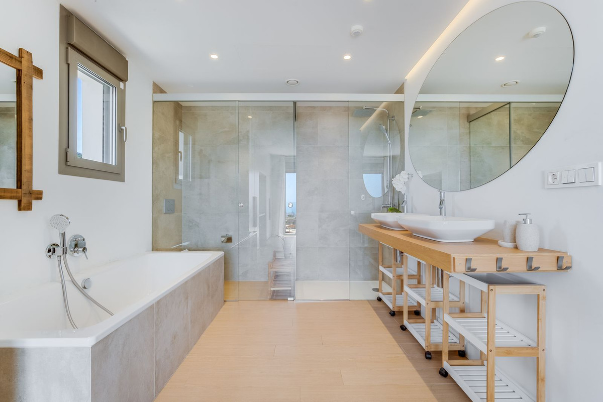 Anders te koop in Mijas Costa | 3 slaapkamers H5489962