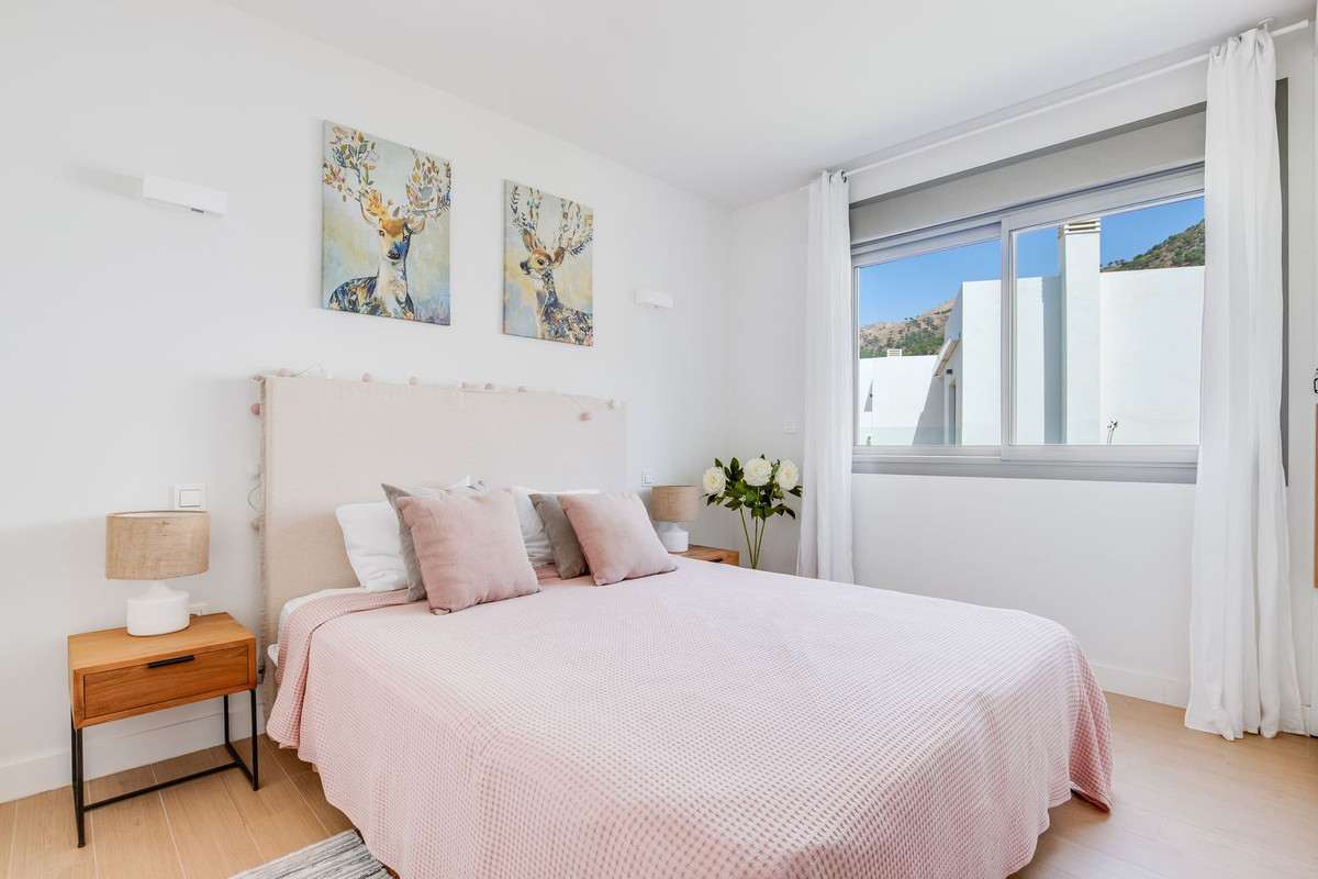 Anders te koop in Mijas Costa | 3 slaapkamers H5489962
