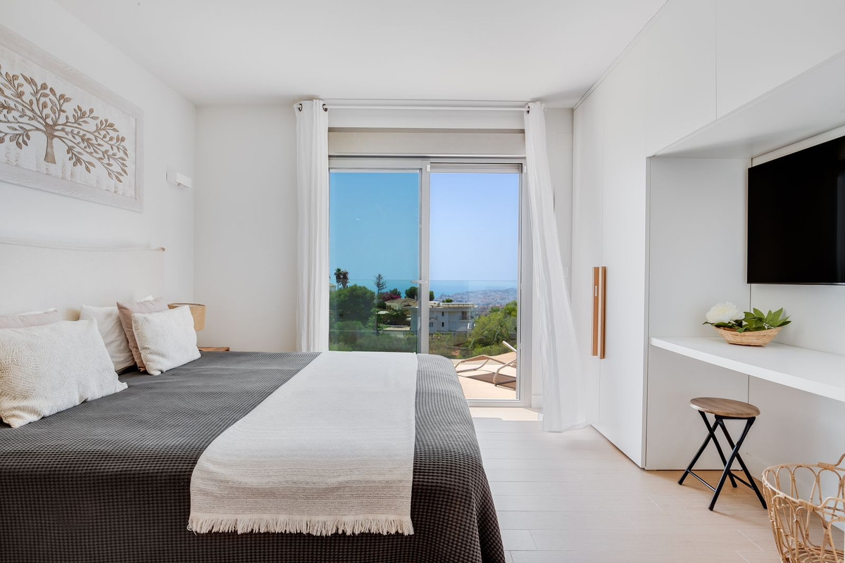 Anders te koop in Mijas Costa | 3 slaapkamers H5489962
