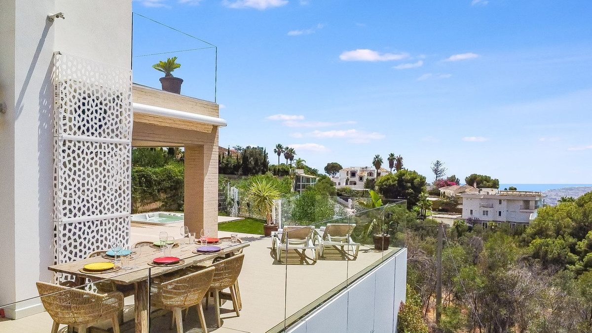 Anders te koop in Mijas Costa | 3 slaapkamers H5489962