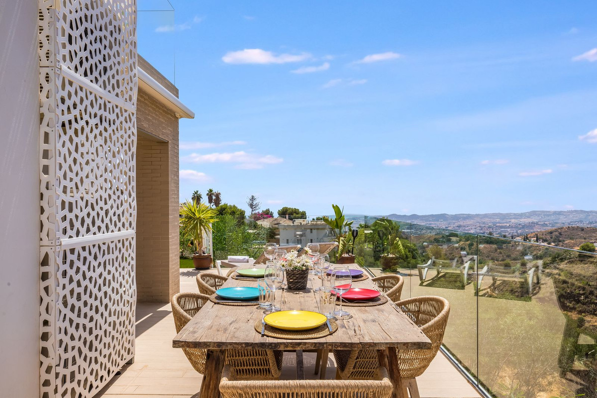 Anders te koop in Mijas Costa | 3 slaapkamers H5489962