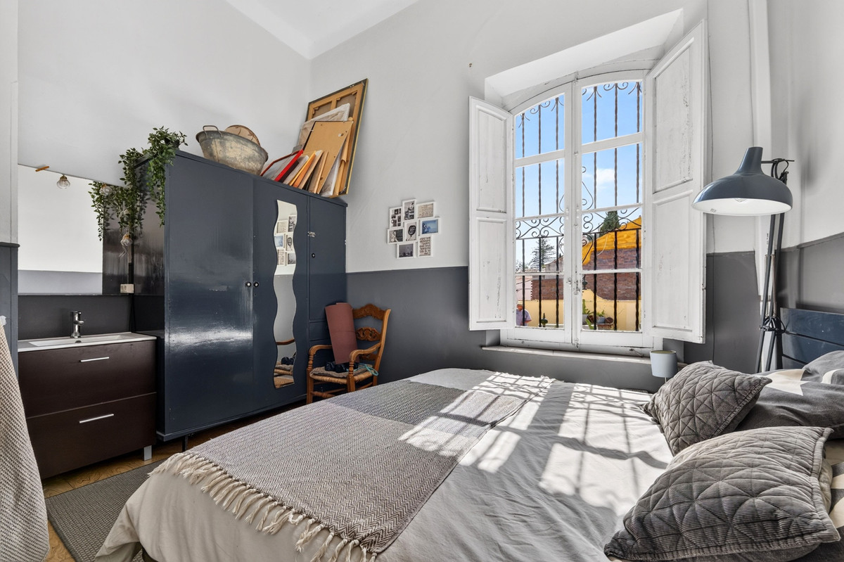Anders te koop in Málaga Este | 7 slaapkamers H5426305