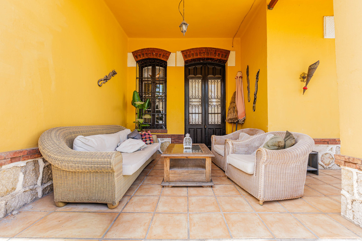 Anders te koop in Málaga Este | 7 slaapkamers H5426305