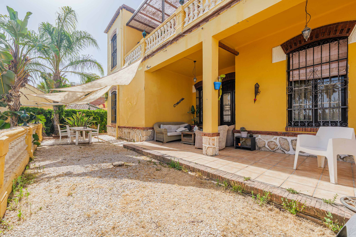 Anders te koop in Málaga Este | 7 slaapkamers H5426305
