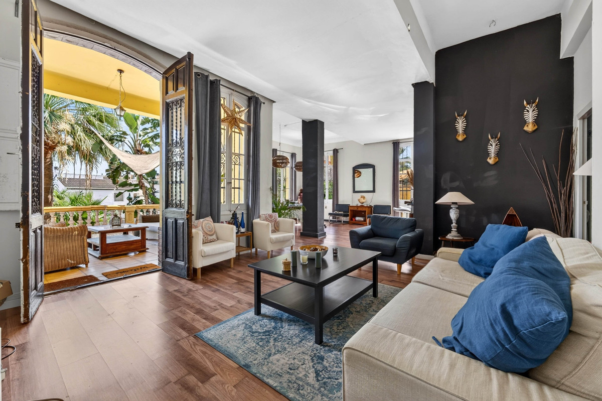 Anders te koop in Málaga Este | 7 slaapkamers H5426305