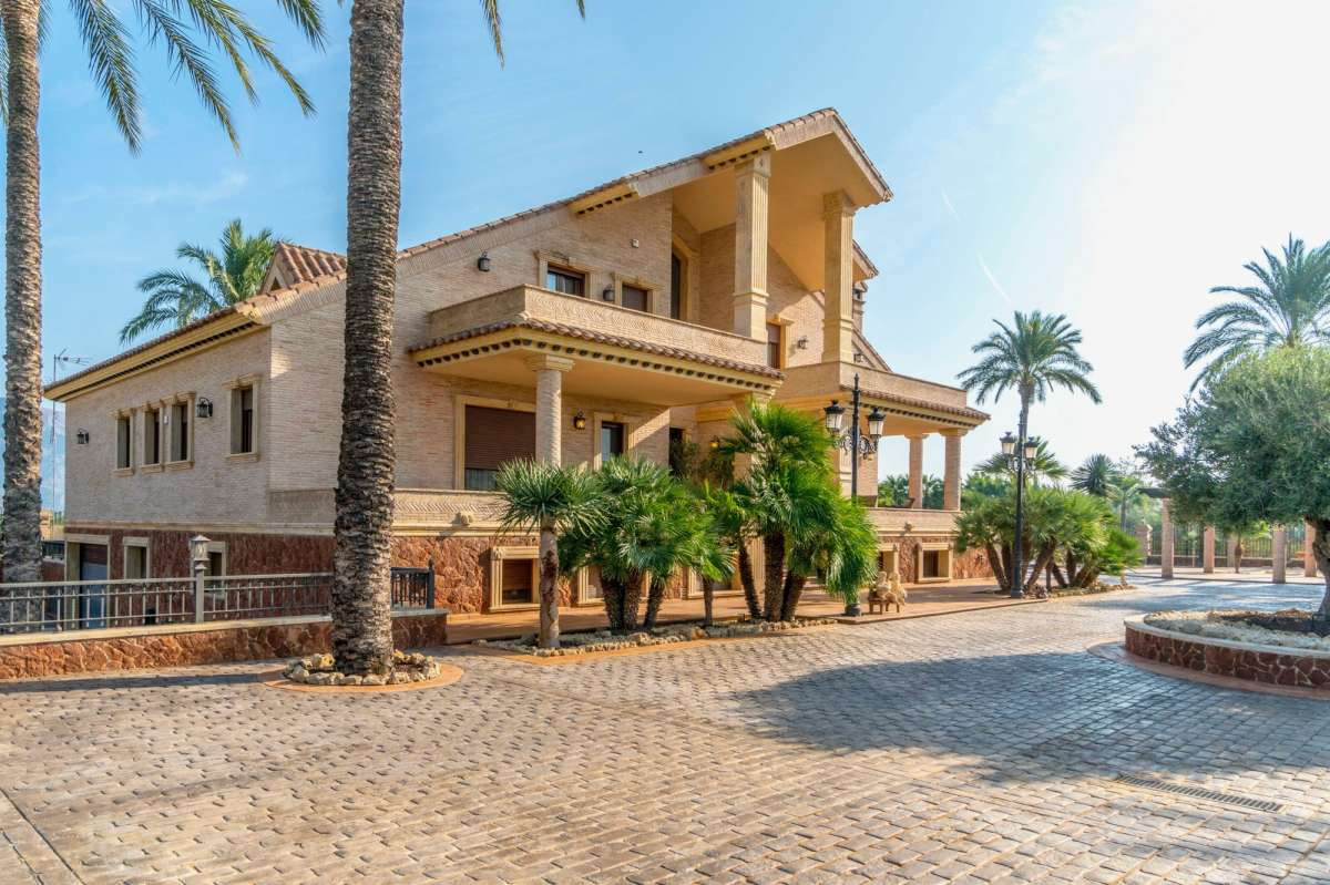 Property main view 38