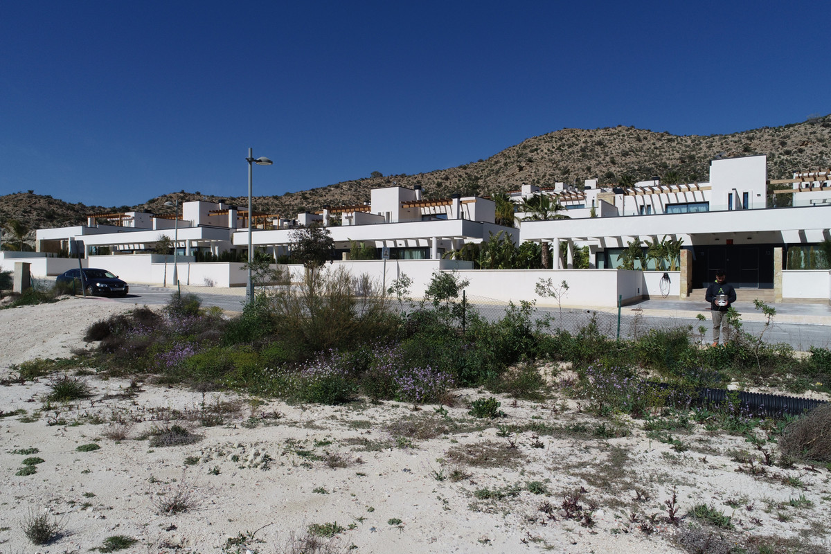 Property main view 44