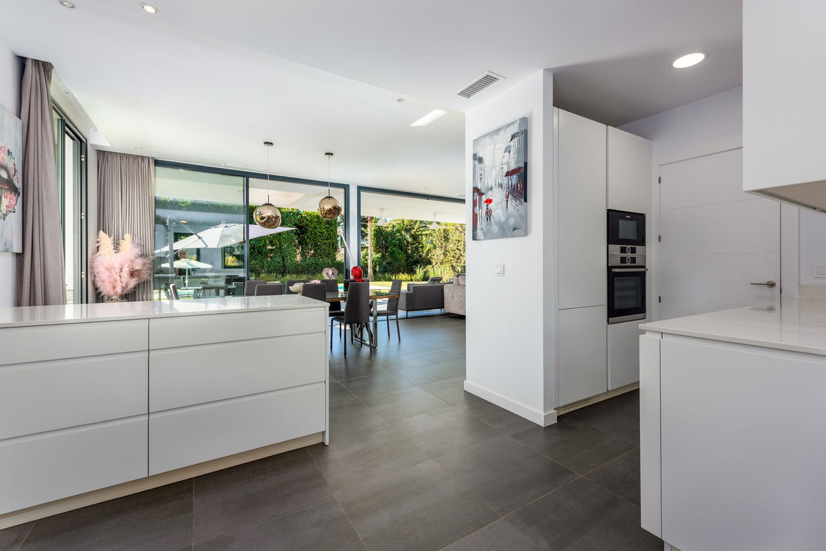 Huis te koop in New Golden Mile | 4 slaapkamers H5135491