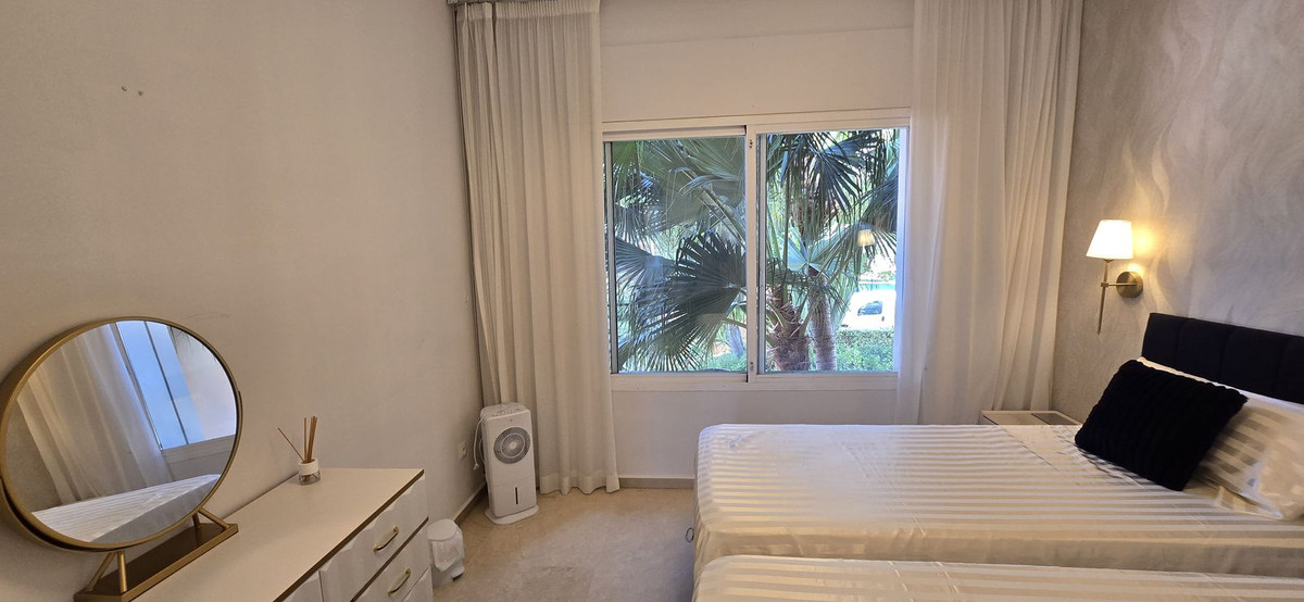 Appartement te koop in New Golden Mile | 3 slaapkamers H5463805