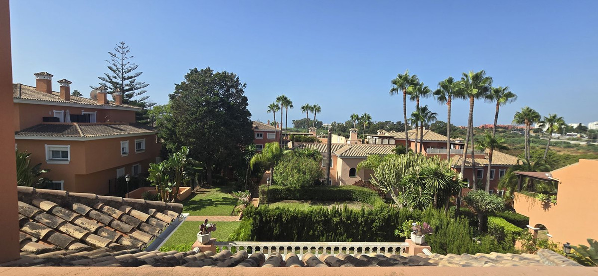 Appartement te koop in New Golden Mile | 3 slaapkamers H5463805