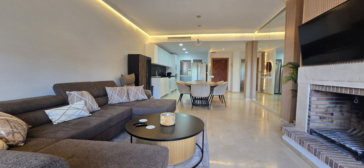 Appartement te koop in New Golden Mile | 3 slaapkamers H5463805
