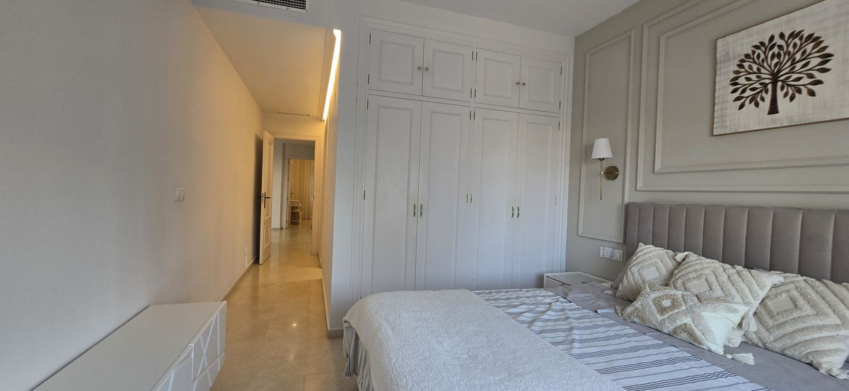 Appartement te koop in New Golden Mile | 3 slaapkamers H5463805
