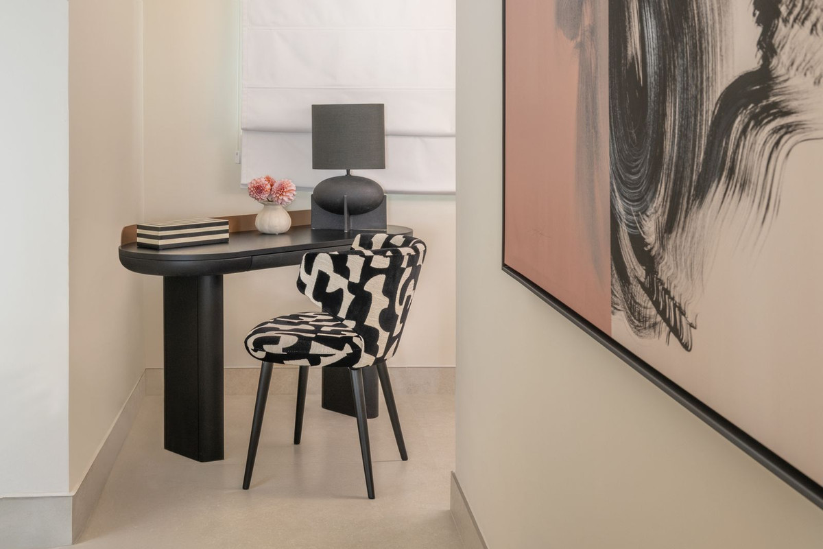 Kantoor te koop in New Golden Mile | 3 slaapkamers H5488585