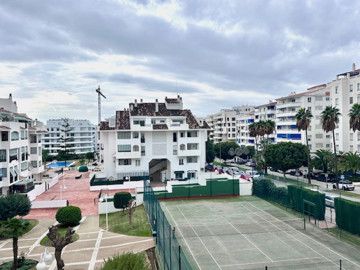 Appartement te koop in Nueva Andalucía | 3 slaapkamers H5272447