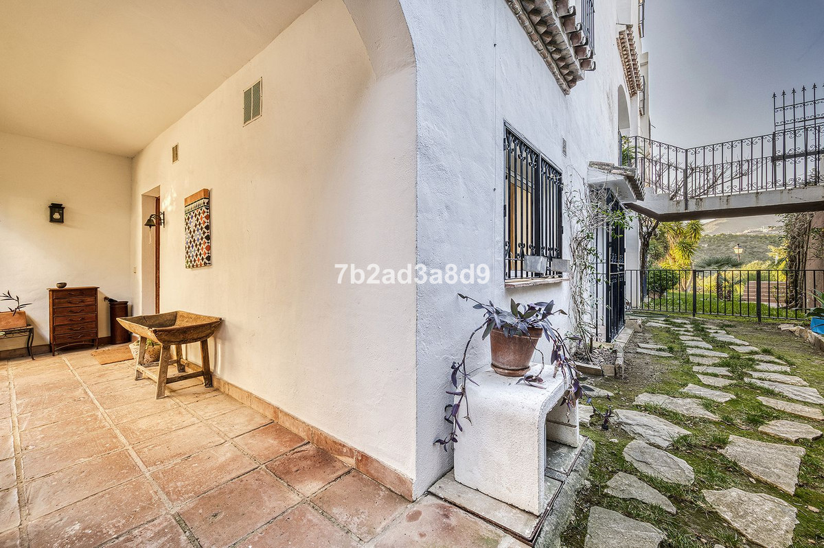 Appartement te koop in Nueva Andalucía | 5 slaapkamers H5273944