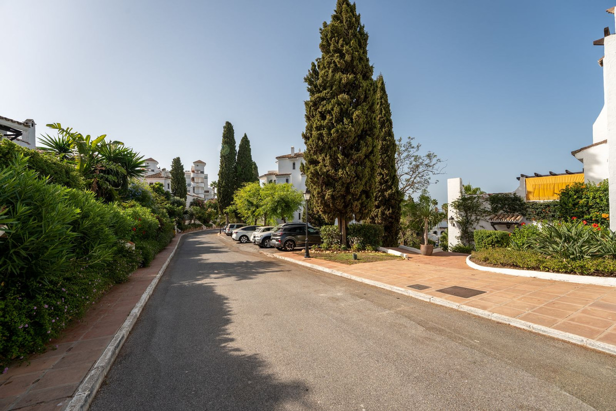 Duplex te koop in Nueva Andalucía | 2 slaapkamers H5464801