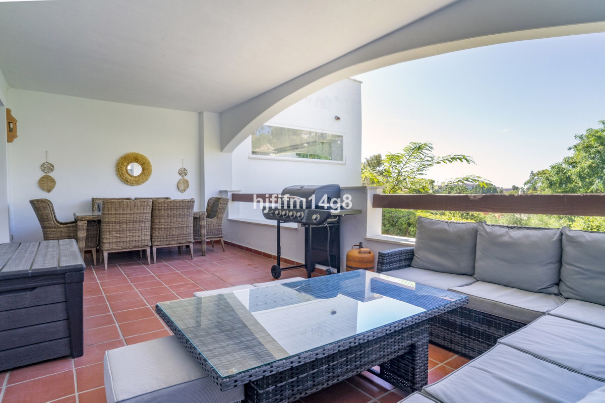 Appartement te koop in Nueva Andalucía | 2 slaapkamers H5494534