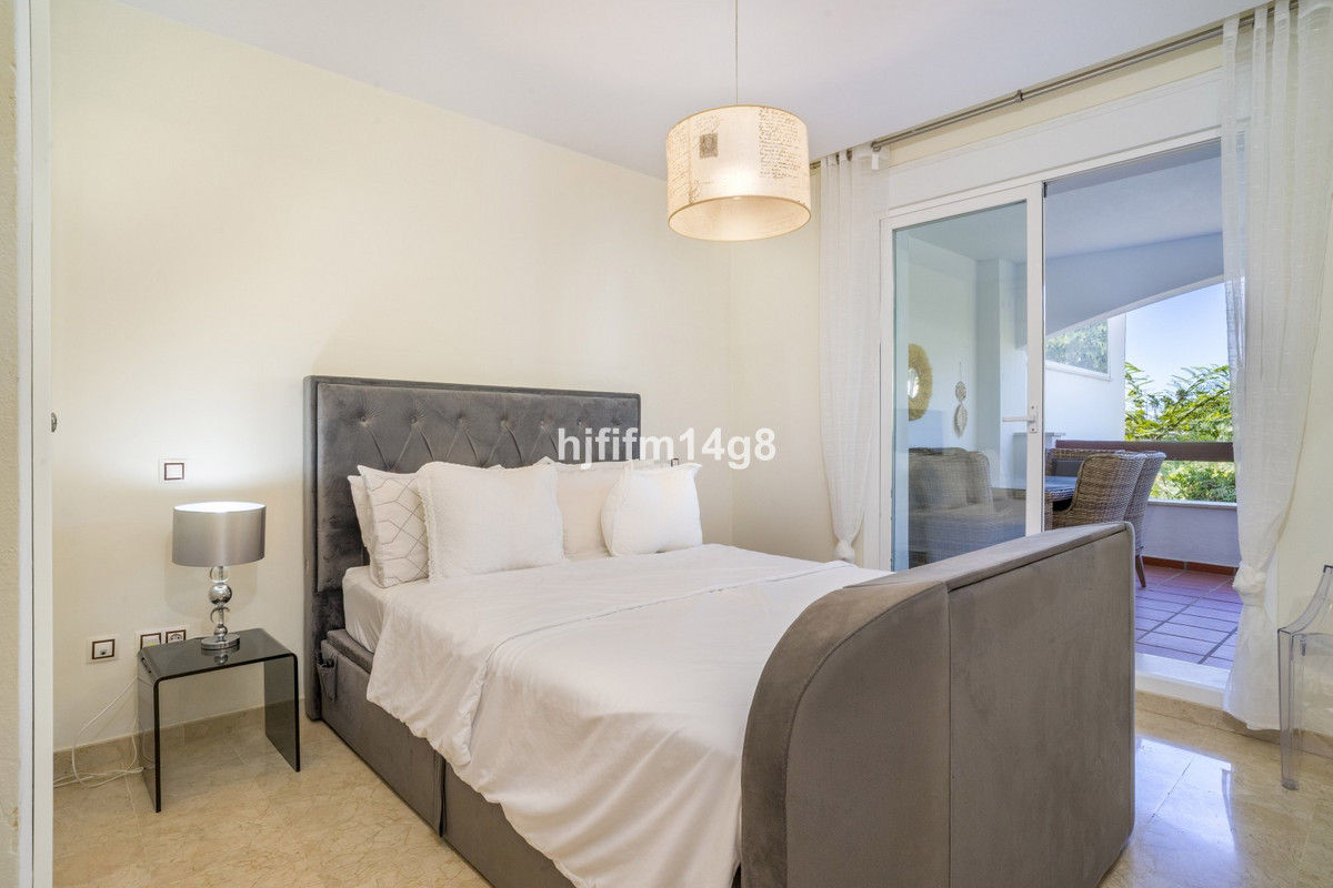 Appartement te koop in Nueva Andalucía | 2 slaapkamers H5494534