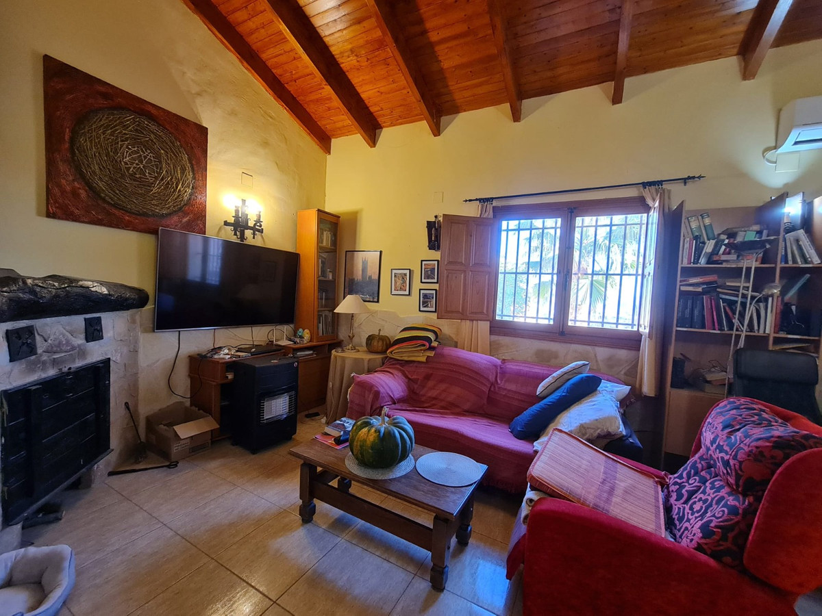 Bedrijfsgebouwen te koop in Pinoso | 4 slaapkamers H5395339