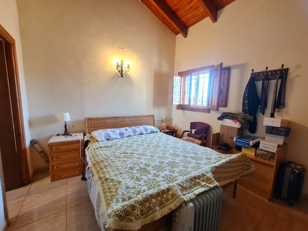 Bedrijfsgebouwen te koop in Pinoso | 4 slaapkamers H5395339