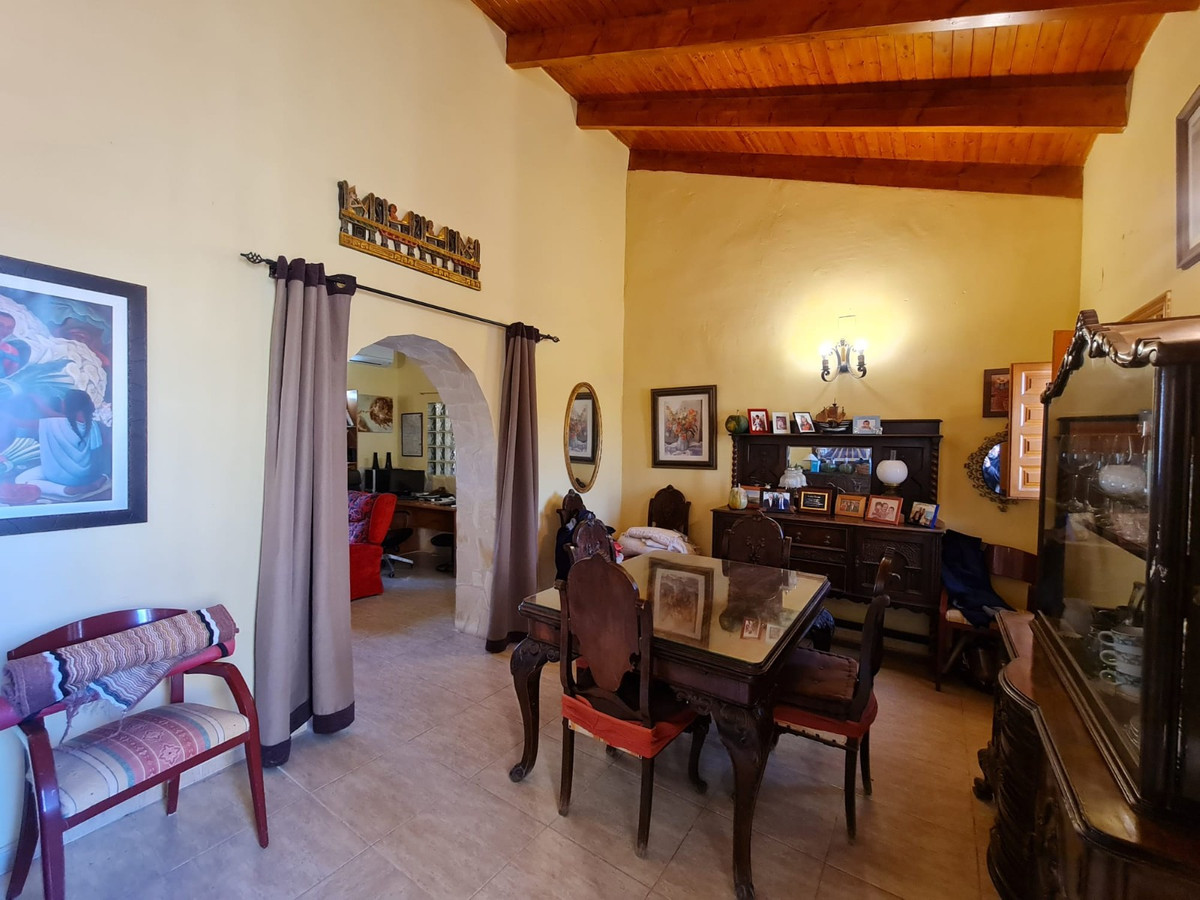 Bedrijfsgebouwen te koop in Pinoso | 4 slaapkamers H5395339