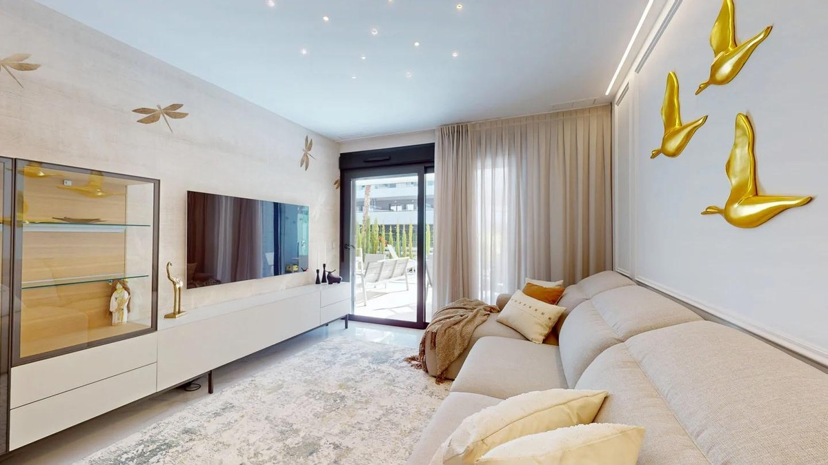 Appartement te koop in Playa Flamenca | 2 slaapkamers H5453632