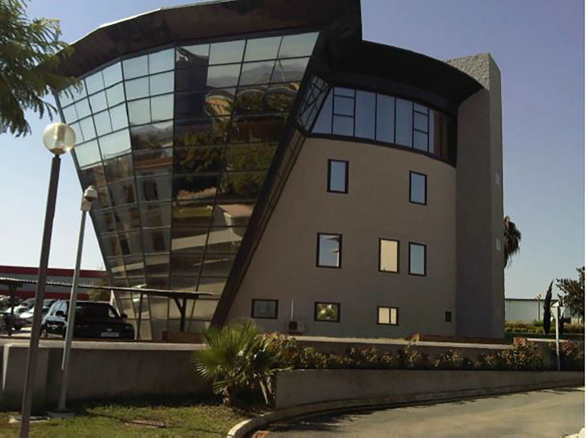 Commercial for sale in Polígonos | 0 bedrooms H3550402