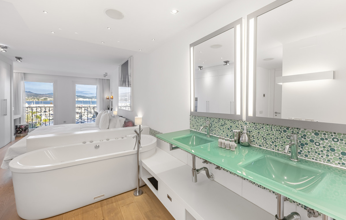 Property main view 46