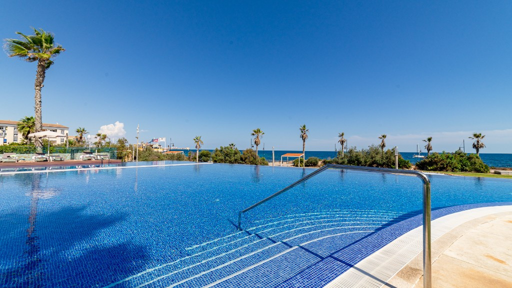 Appartement te koop in Punta Prima | 2 slaapkamers H5265385