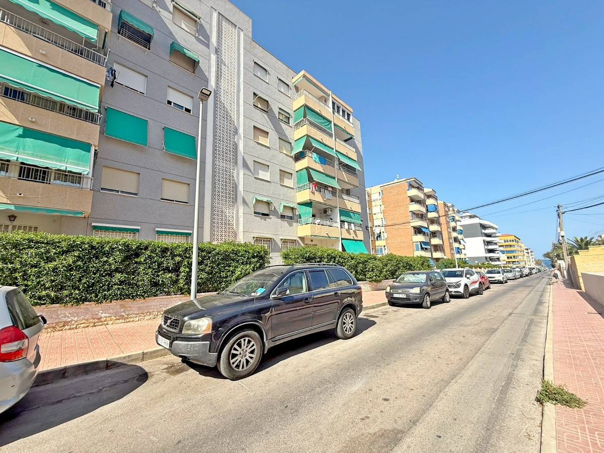 Appartement te koop in Punta Prima | 2 slaapkamers H5456374