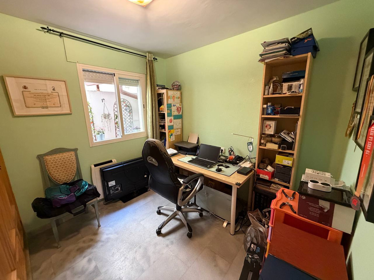 Commercieel te koop in Rincón de la Victoria | 3 slaapkamers H5450056