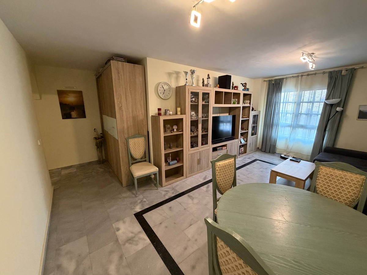 Commercieel te koop in Rincón de la Victoria | 3 slaapkamers H5450056
