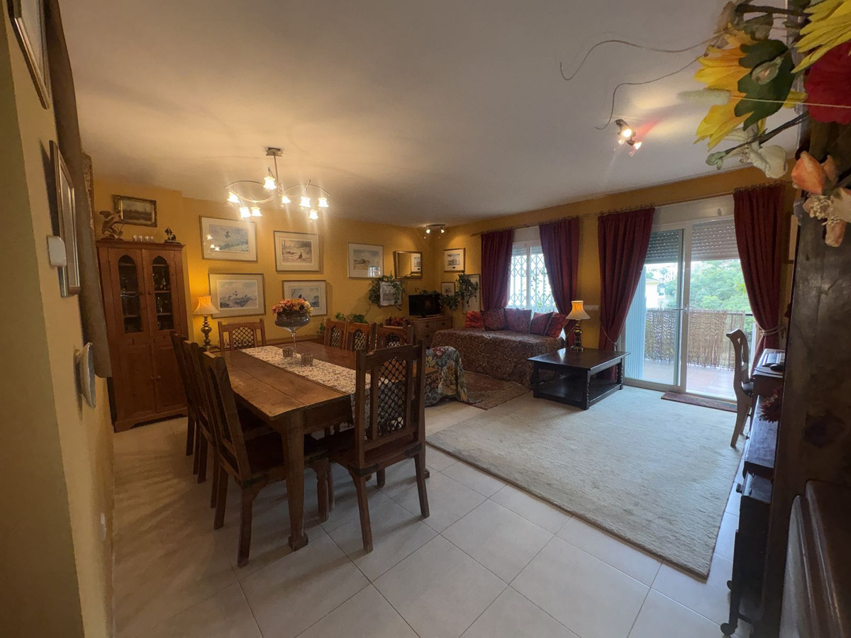 Zaak te koop in Riviera del Sol | 2 slaapkamers H5318197