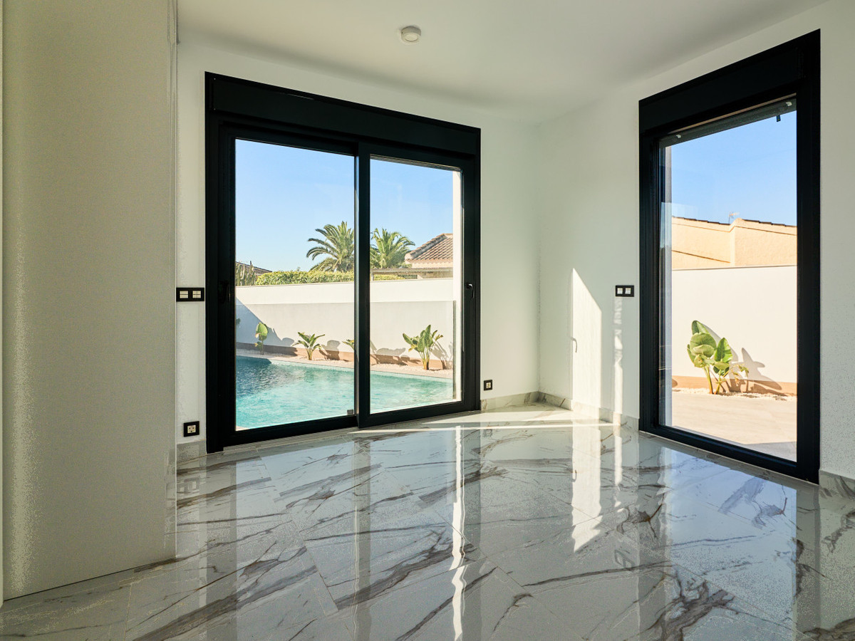 Property main view 45